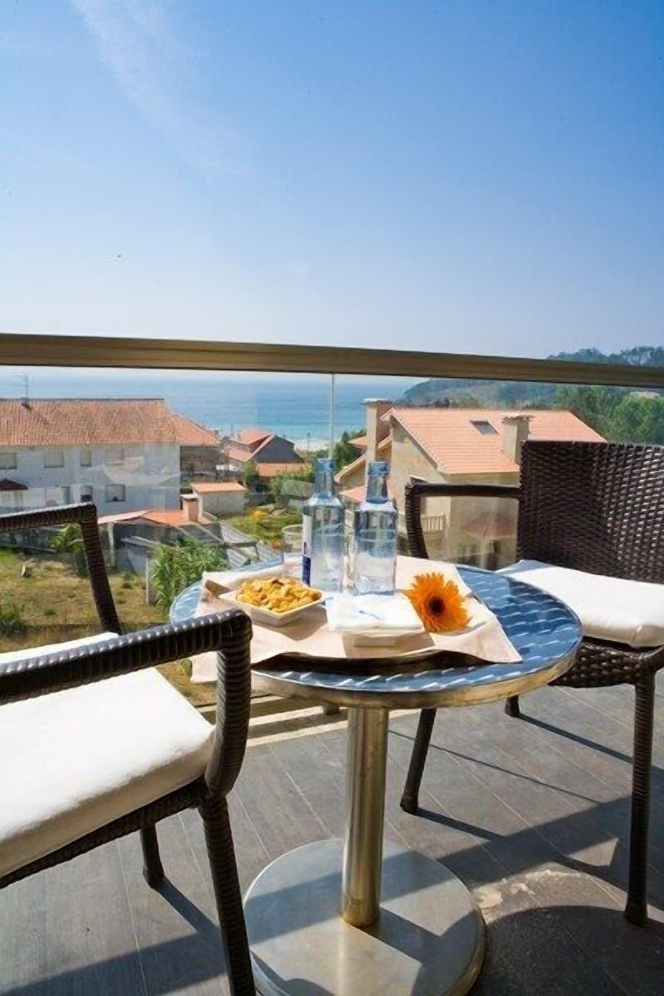 Hotel Royal Nayef Portonovo Zewnętrze zdjęcie