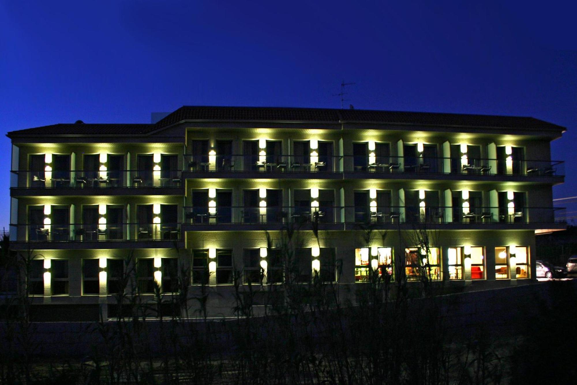 Hotel Royal Nayef Portonovo Zewnętrze zdjęcie