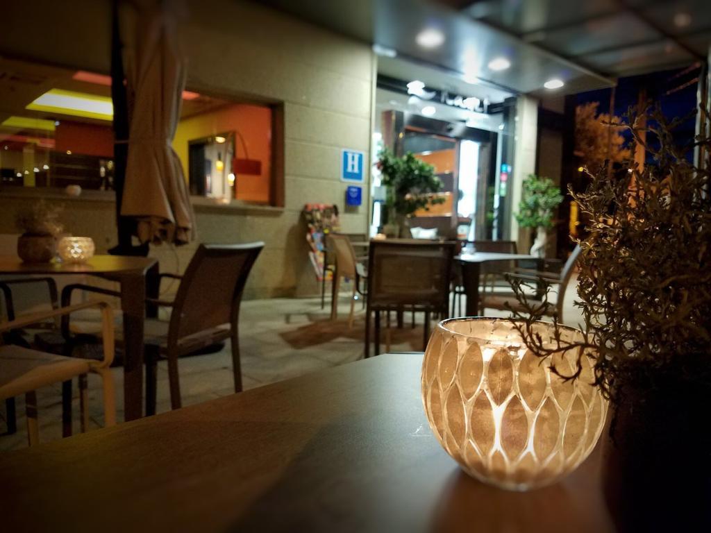 Hotel Royal Nayef Portonovo Zewnętrze zdjęcie