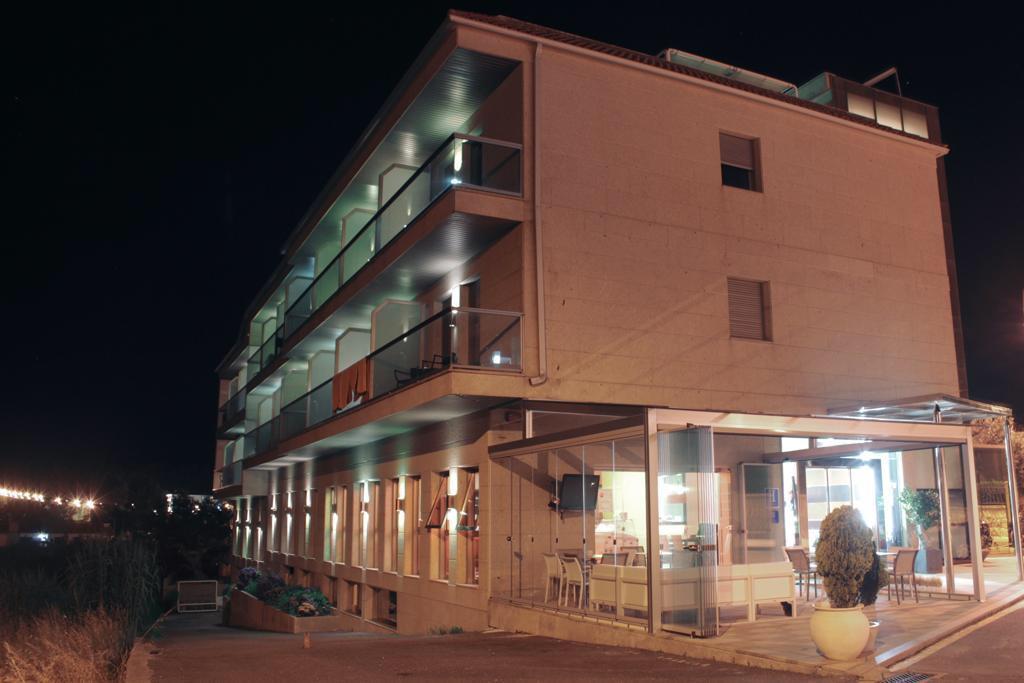 Hotel Royal Nayef Portonovo Zewnętrze zdjęcie