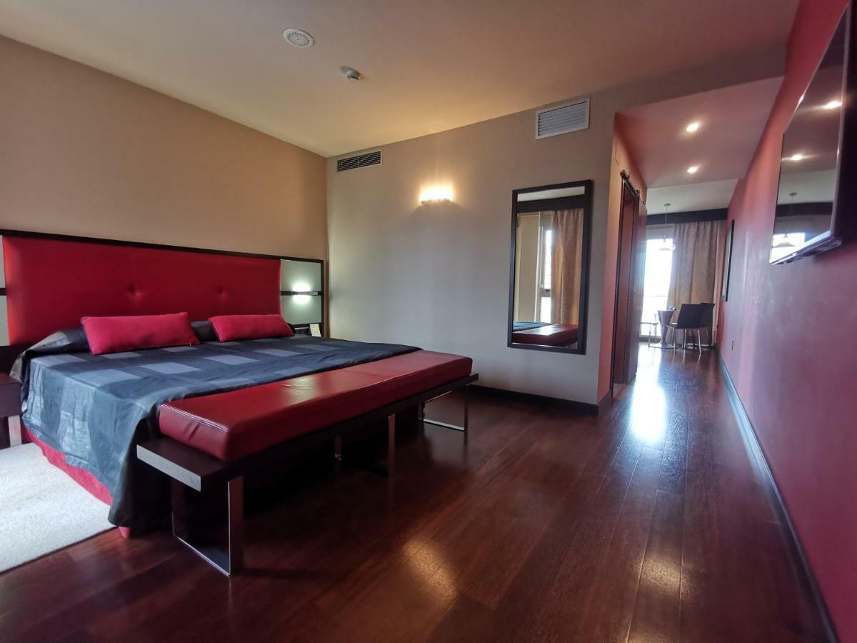 Hotel Royal Nayef Portonovo Zewnętrze zdjęcie